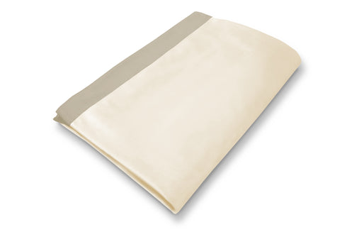 Coperta in Velluto con bordo in Raso