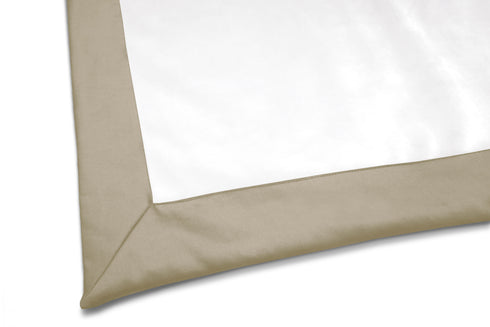 Coperta in Velluto con bordo in Raso