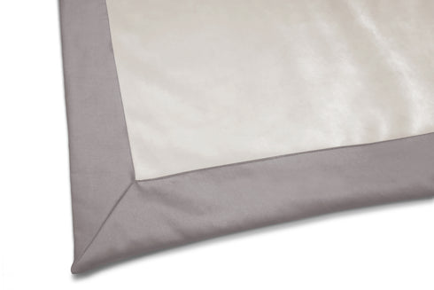 Coperta in Velluto con bordo in Raso